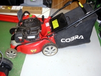 Cobra M40SPB 16in self propelled mower